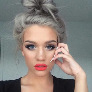 granny-top-knot