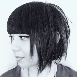 layered-bob-with-straight-bangs
