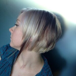 stacked bob with long pieces