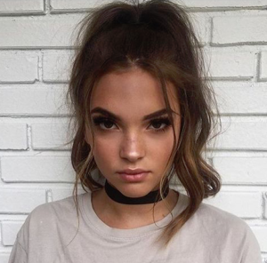 high messy ponytail