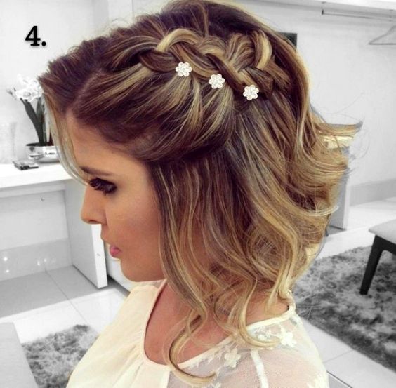 Sweet Side Braid in Short Hair