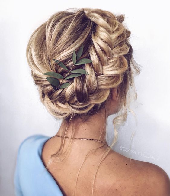 Simple and Chic Wrap Around Dutch Braid