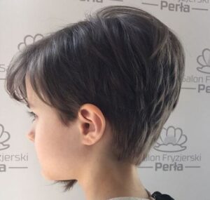 layered pixie