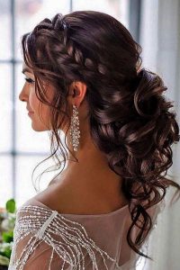 loose curl braid low