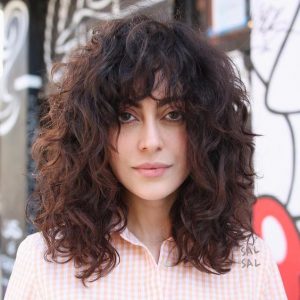 shag curly hair