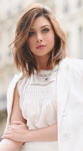 oval face bob layer
