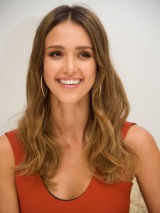 jessica alba oval hair