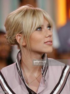scarjo curtain