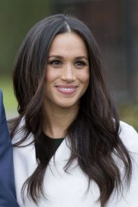megan markle oval hair