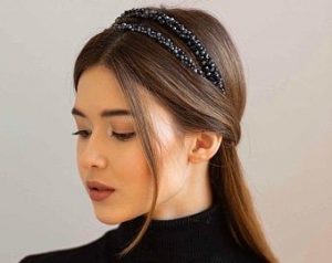 two headband ponytail