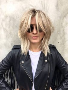 straight short shag hair