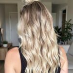 Summer 2019 Hairstyles Top Knot And Beachy Blonde Waves