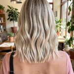 Collarbone Length Haircuts Wavy Inverted Bob