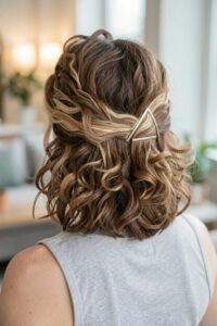 pull back curly shoulder